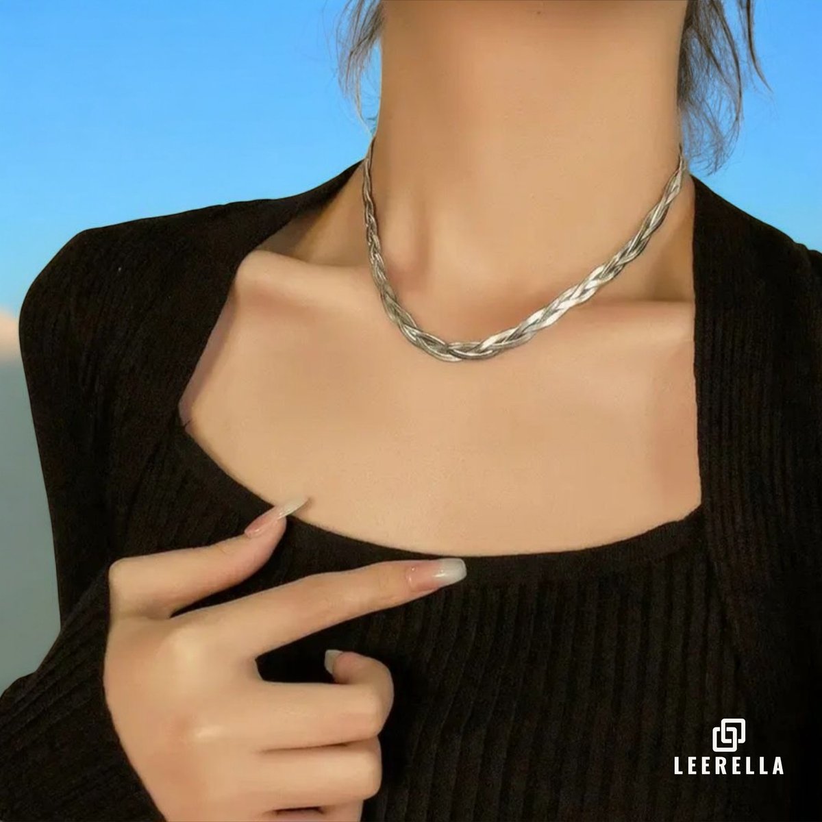 Leerella Driekeer Gevlochten Slang Ketting – Luxe Roestvrijstalen Ketting in Zilver kleur – Verstelbaar & Waterproof 40+5 cm