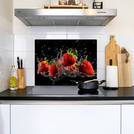 KitchenYeah® Protection plaque induction 70x55 cm - Fraise - Eau - Fruit - Rouge - Protege plaque de cuisson - Couvre plaque induction - Protecteur d'induction - Cuisine