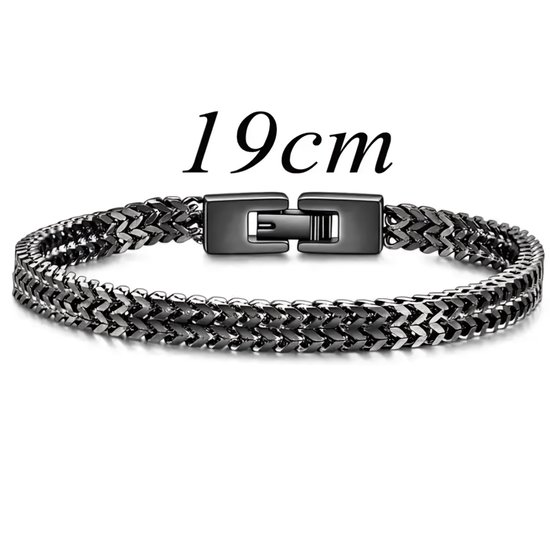 Zwarte roestvrijstalen armband met 19cm tekst, op witte achtergrond.