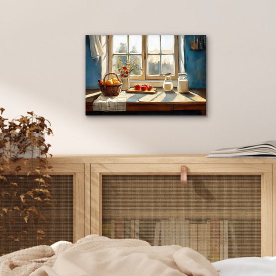 Een schilderij van een keukenraam met zonlicht. Op tafel staan een mandje met oranje fruit, tomaten en melkflessen.