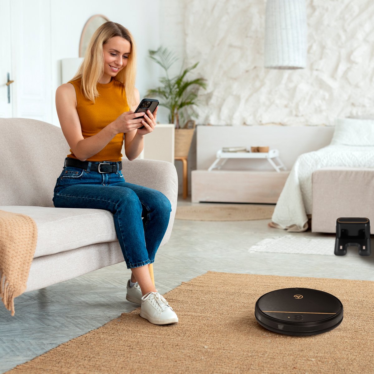 Afbeelding 2 van AG6100 Robotstofzuiger met Dweilfunctie - 120minuten - Met Oplaadstation - Robotstofzuigers - Huisdieren - met Dweil - Luxe Robotstofzuiger - Dweilrobot - Automatisch opladen - App of afstandsbediening te gebruiken - 2500Mah