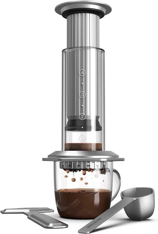 AeroPress Roestvrijstalen Reiskoffiebeker – 16 Oz, Dubbelwandig Geïsoleerd, Met Filteropslag | Zwart, Spatbestendig Deksel
