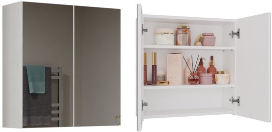 Een witte badkamermeubelkast met dubbele deuren, deuren deels open, gevuld met badproducten en cosmetica.