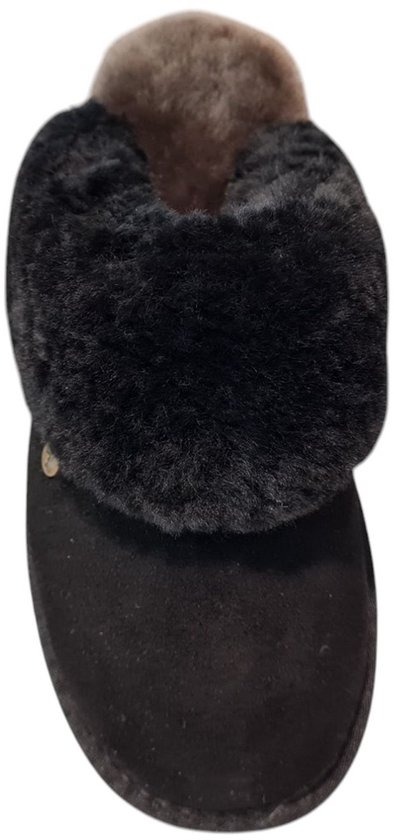 Zwarte slipper met bruine voering en zwarte bontrand