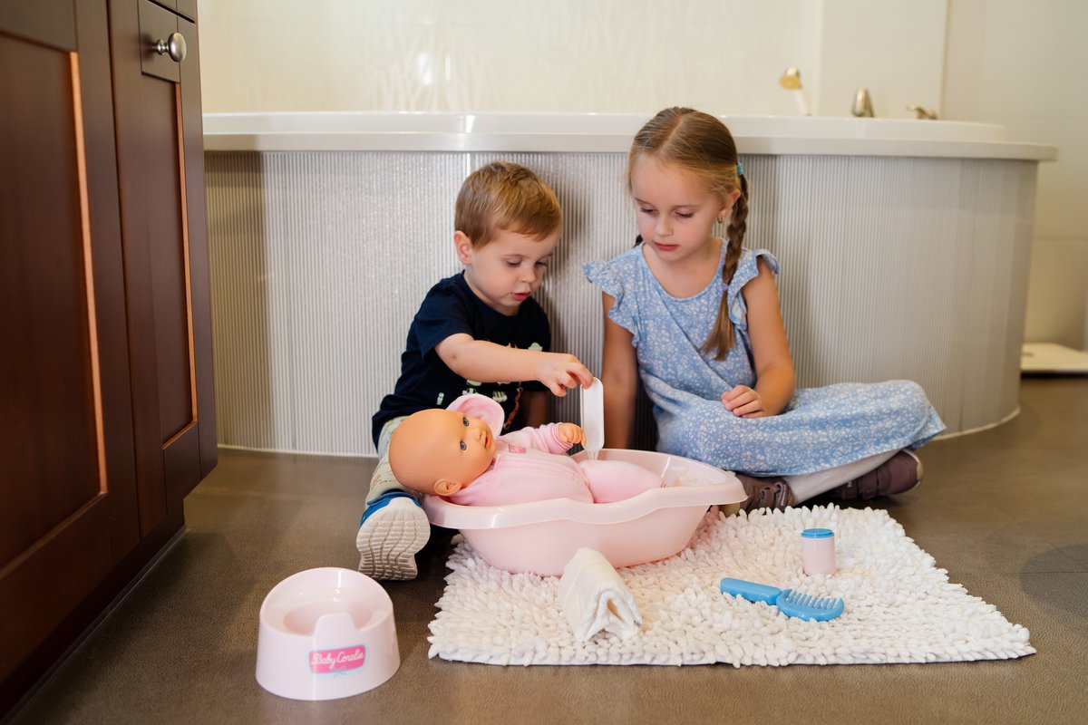 Klein Toys Princess Baby Coralie poppenverzorging - poppenbadje 41cm - incl accessoires - met potje - roze — afbeelding 9
