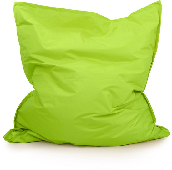 Appelgroene zitzak van robuust nylon, 130 x 150 cm, voor binnen en buiten.