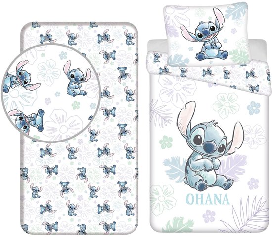 Lilo & Stitch dekbedset met een wit dekbedovertrek met grote Stitch en "OHANA", en een hoeslaken met een herhalend patroon.
