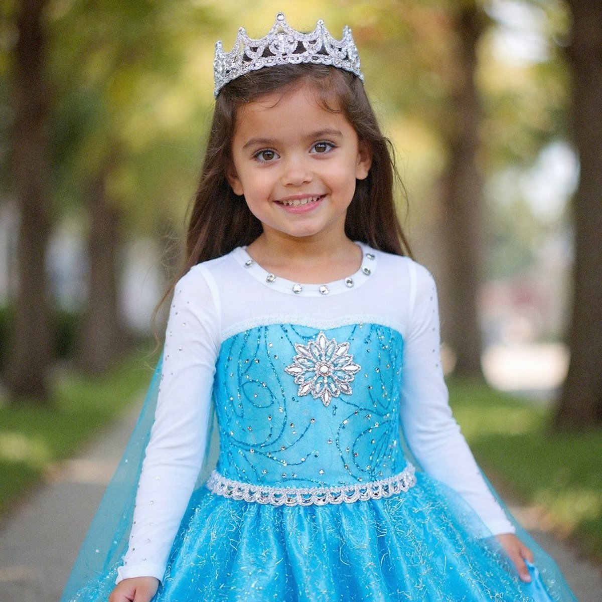 Joya Kids® Luxe Blauwe ijsprinses Verkleed Jurk met Ster | Glamour Jurk met sleep | Prinsessenjurk meisje | Verkleedjurk + Accessoires set | Blauw | Maat 122/128 (120) — afbeelding 14