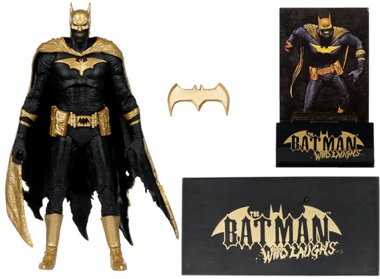 Actiefiguur van Batman in zwart met gouden details, met een achtergrondkaart, een vleermuislogo-accessoire en een sokkel met "The Batman Who Laughs" logo.