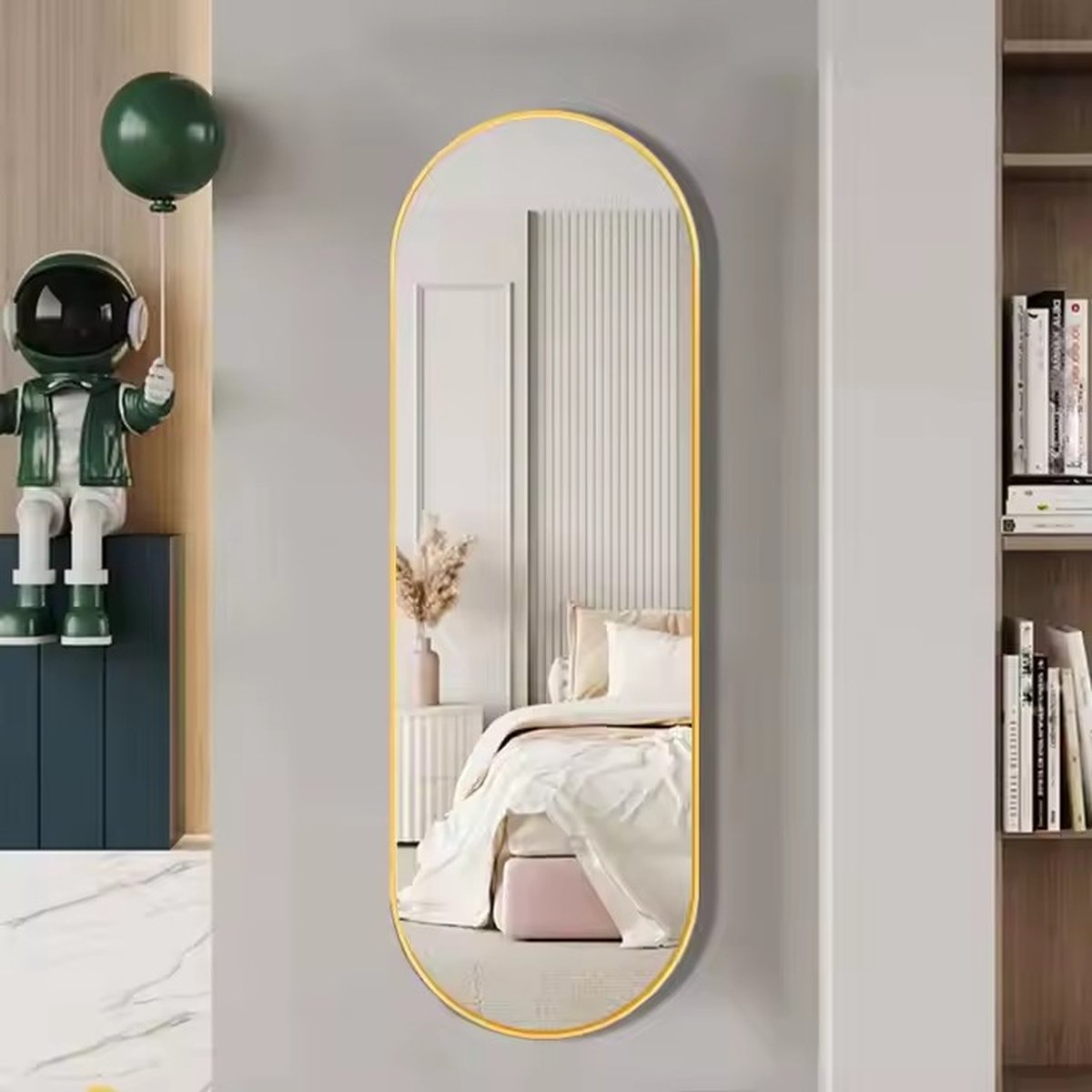 Luxe Passpiegel met Gouden Frame - Half Ovaal