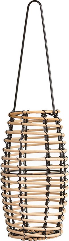Cilindrische vogelvoederhanger van naturel riet met zwarte accenten en een zwart metalen ophangsysteem.