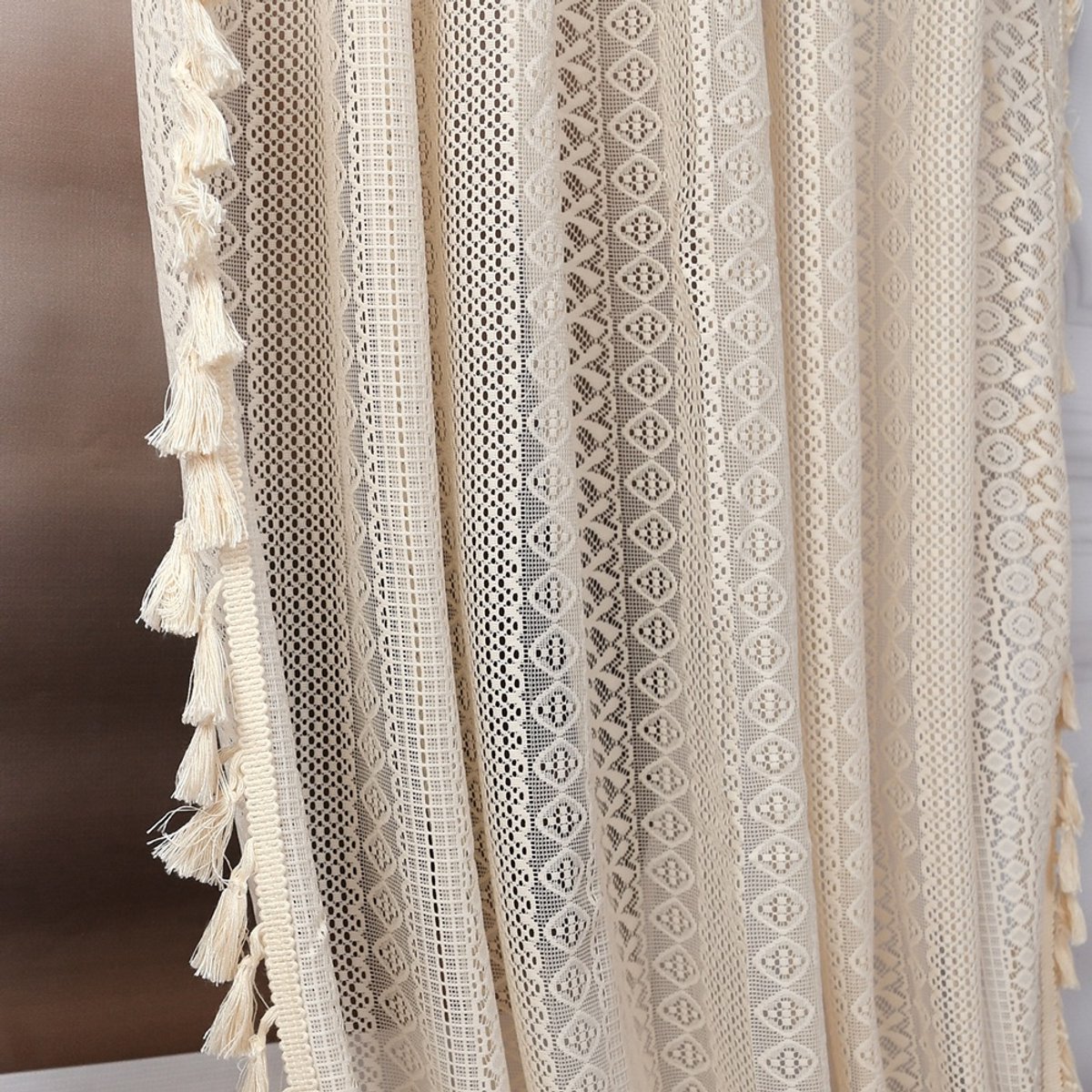 Kantgordijnen Boho met Franjes – Set van 2 - 145x250 cm – Beige - woonstijl - Bohemian interieur - Met plooiband - tunnel -Boho gordijnen
