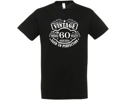 Vintage 60 Jaar T-shirt - Aged To Perfection - Verjaardag en feest cadeau - Cadeau tip - 60 jaar cadeau - 60 jaar - T-shirt - 1965 - Heren - Vader Cadeau - Maat M
