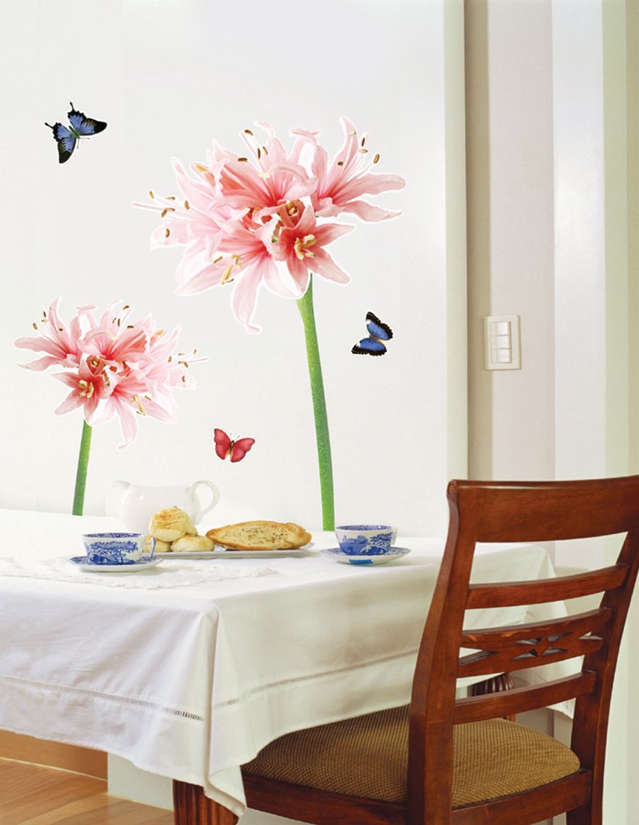 Ambiance Sticker Decoratieve muurstickers met roze en witte lelies en vlinders. Multi color