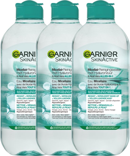 Drie flessen Garnier SkinActive Micellair Reinigingswater met Hyaluronzuur & Aloë Vera, 'Alles-in-1'.