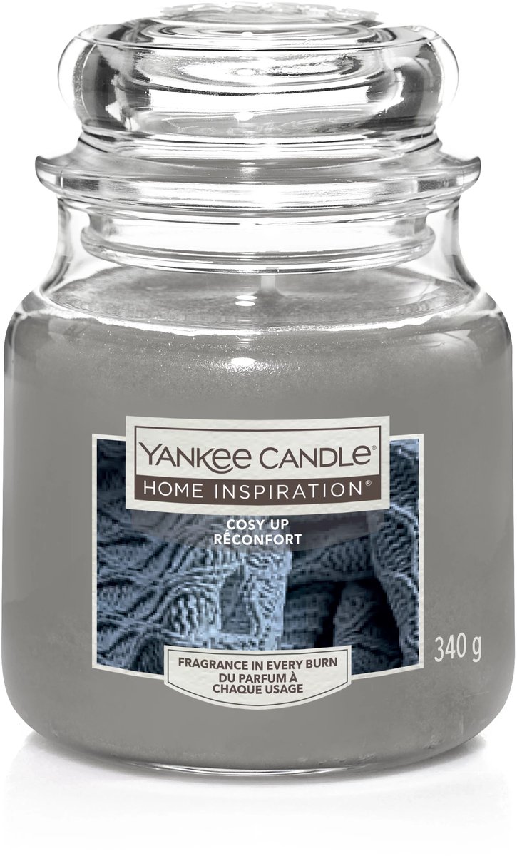 Yankee Candle Home Inspiration - Cosy Up Medium Geurkaars - 75 branduren Grijs