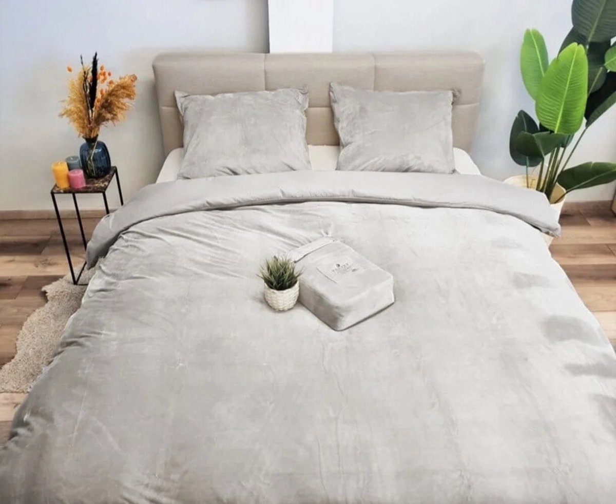 Beau Maison Velvet Velours - Dekbedovertrek - Zilver - 1-Persoons 140x200/220 - Inclusief 1 kussensloop