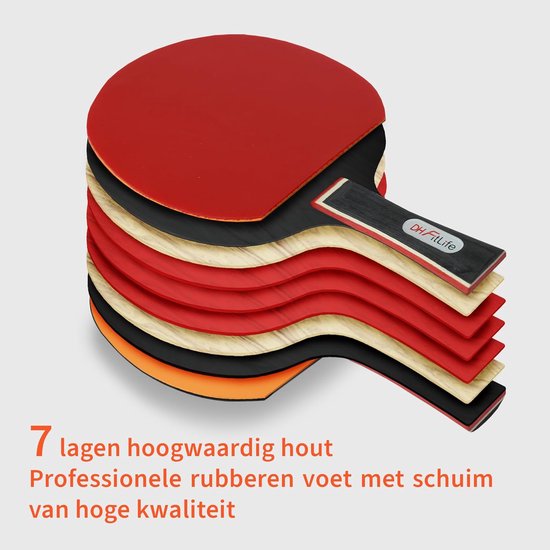 Stapel van 7 rode en zwarte tafeltennisbatjes met houten lagen en ergonomische handgrepen.