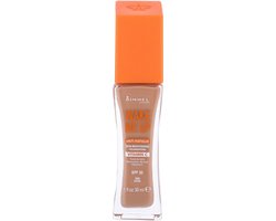 Rimmel Wake Me Up Foundation with Vitamine C - Ivory
