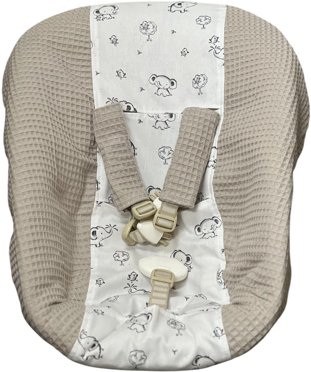 Stokke newborn hoes zand ecru taupe kleur olifantjes