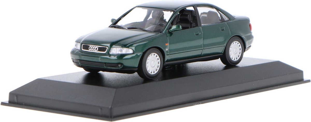 Audi A4 1995 Groen Metallic
