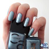 Catrice Iconails nagellak - 52 Another day, another blue