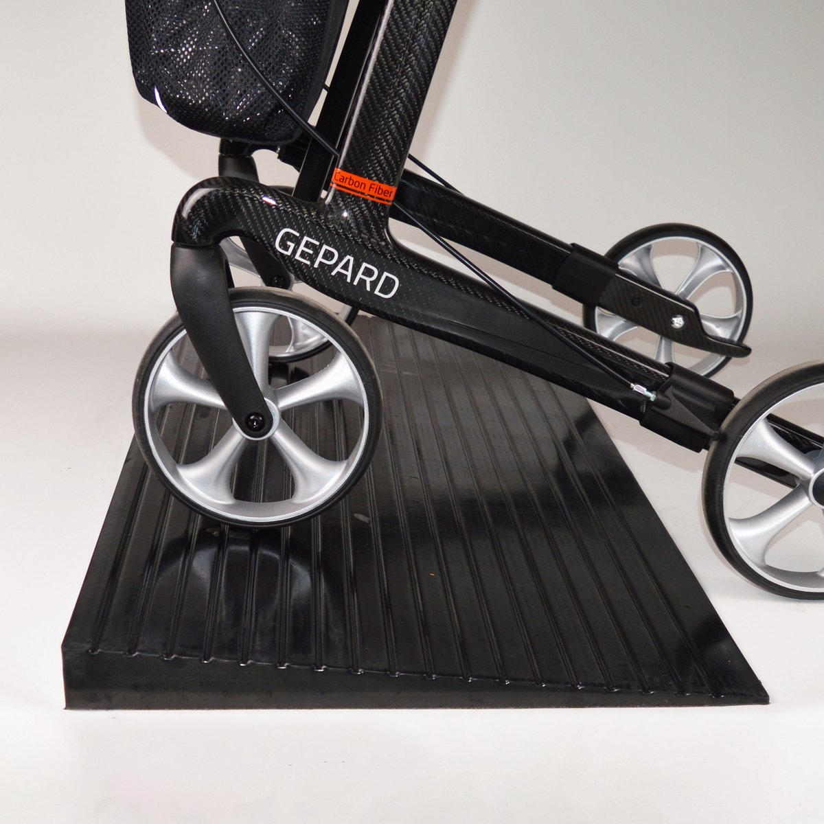 Goedkoopste Drempelhulp Rubber Budget - 50 mm Hoog - Oprijplaat Voor Rolstoel, Rollator En Scootmobiel - Rubberen Oprijhelling - Recht