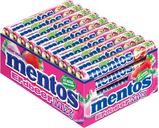 Doos met 40 rollen Mentos Strawberry Mix, met aardbeienafbeeldingen op de verpakking.