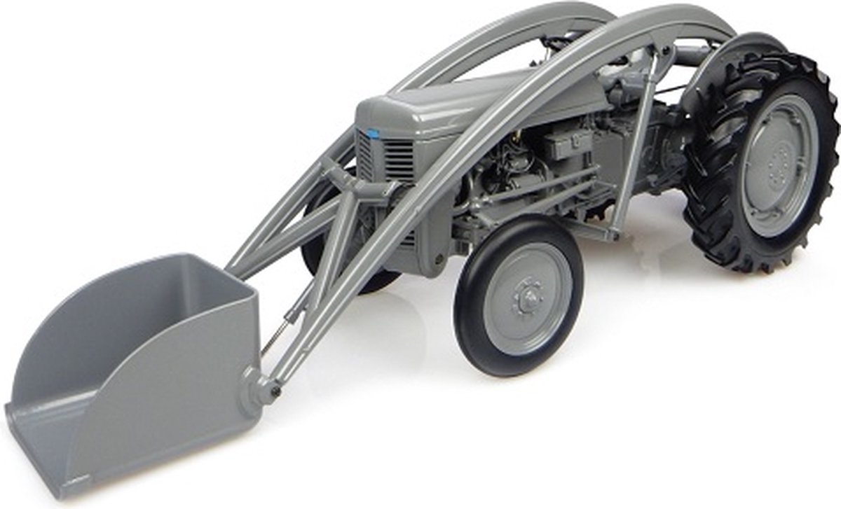Universal Hobbies Massey Ferguson TEA 20 met frontlader 1:16(UH4171) gedetailleerd tractor schaalmodel