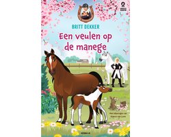 foto van Meer paardenpraat 1 - Een veulen op de manege
