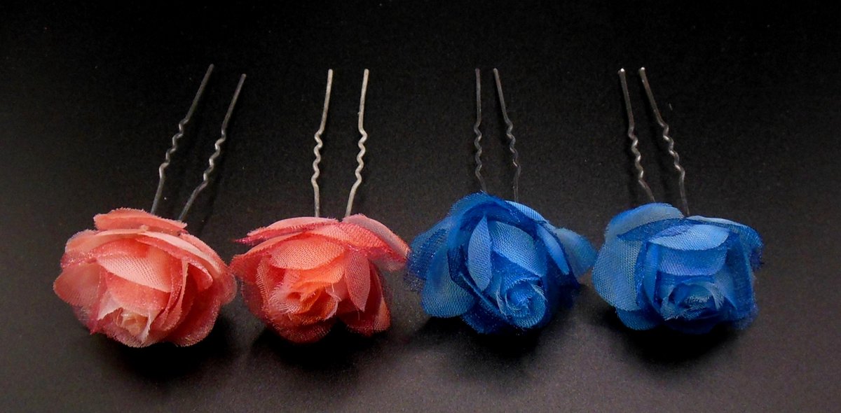 Haarpinnen glinsterende roos 2x blauw / 2x roze
