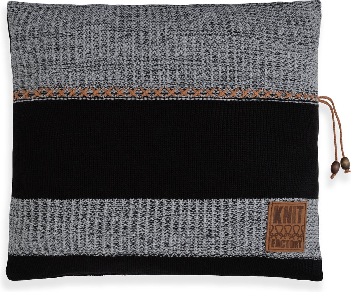 Knit Factory Roxx Sierkussen - Vierkant kussen - Kussen woonkamer - Bank kussen - Decoratie kussen - Zwart/Licht Grijs - 50x50 cm - Kussenhoes inclusief kussenvulling