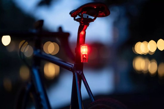 XLC Proxima Pro CL-S25 Fietsverlichtingset - LED Fietslampjes - USB oplaadbaar — afbeelding 3