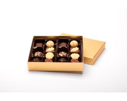 Belgische Bonbons - Georgie's Chocolade - Belgische Pralines Chocolade - Bonbon doosje - Belgische Chocolade - Ambachtelijke chocolade bonbons - Handgemaakte Luxe Bonbons cadeau - Bonbons Puur, Wit, Melk & Nootjes Belgische Bonbons - Georgie's Chocolade - Belgische Pralines Chocolade - Bonbon doosje - Belgische Chocolade - Ambachtelijke chocolade bonbons - Handgemaakte Luxe Bonbons cadeau - Bonbons Puur, Wit, Melk & Nootjes