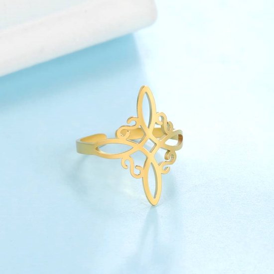 18K Gold Plated 'Witch Knot' Pattern Ring