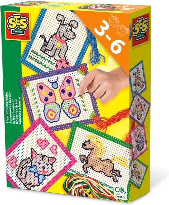 SES - Ik leer borduren - 4 borduurkaarten met naald, vingerhoedje en 5 kleuren garen