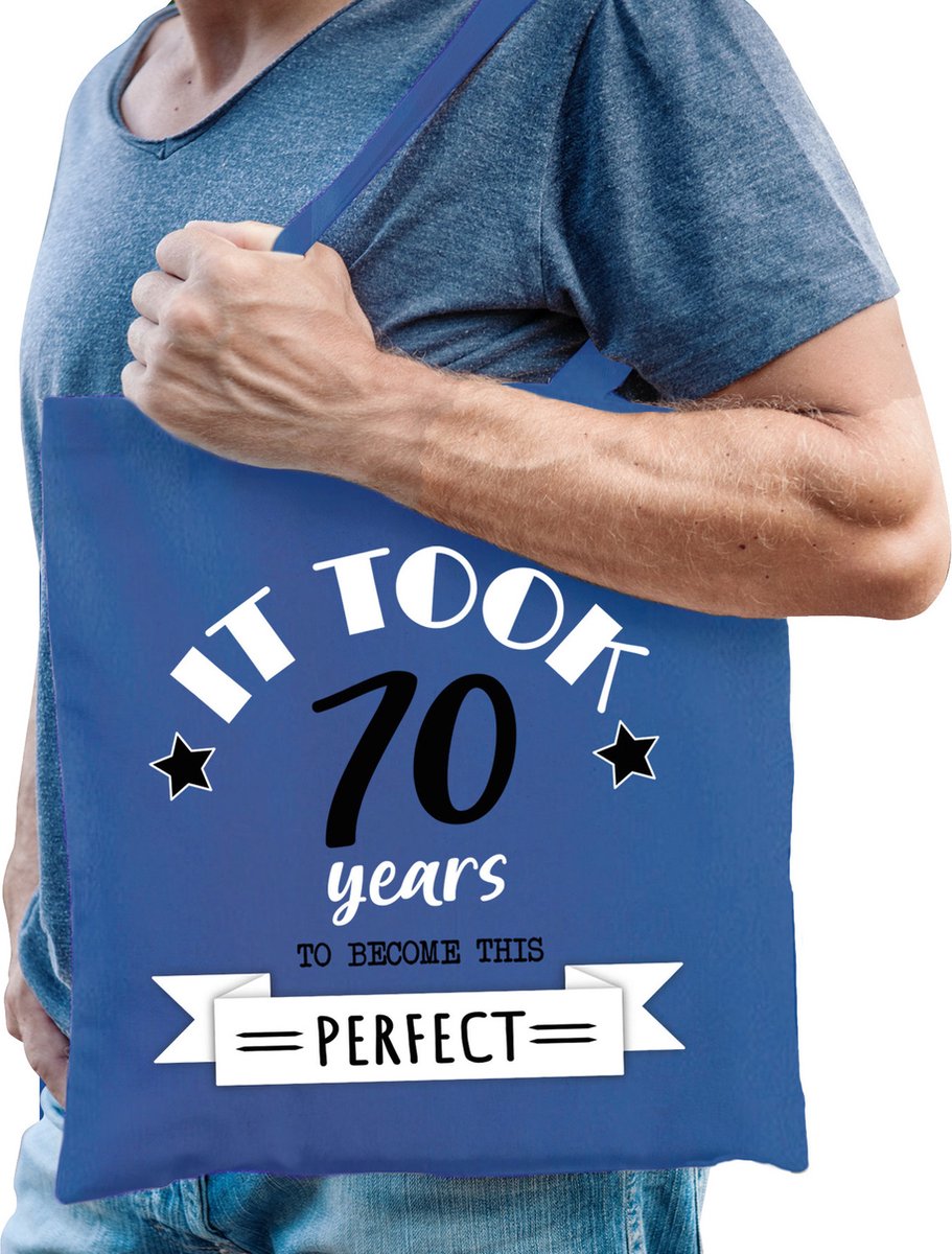 Bellatio Decorations cadeau tas heren - 70 en perfect - blauw - katoen - 42 x 38 cm - zeventig