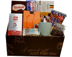 koffiezz Giftbox koffie coffeecups cadeau boordevol gevuld met lekernijen