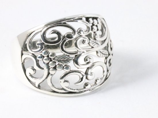 Brede opengewerkte zilveren ring