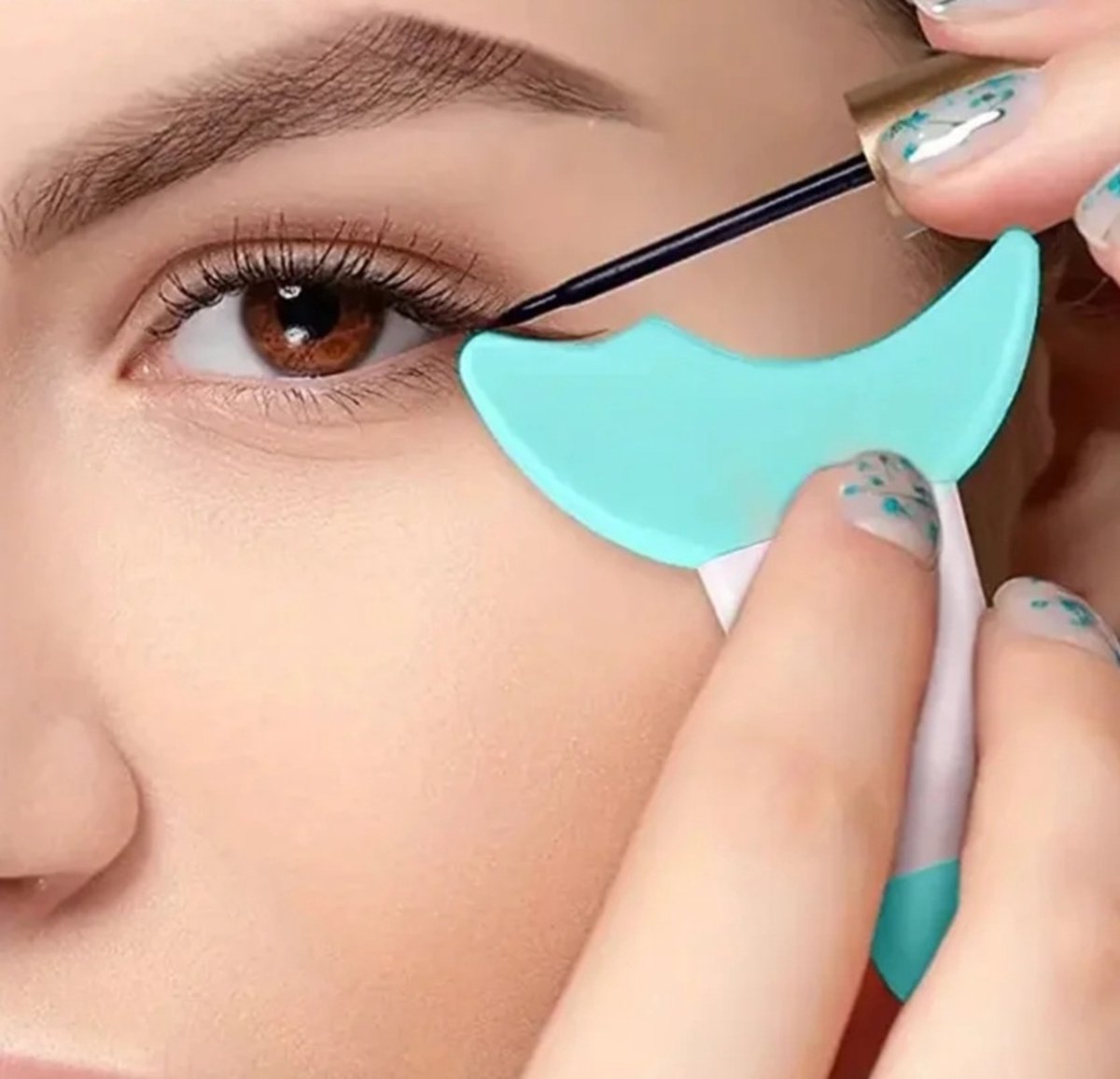 Make up - eyeliner - eyeliner hulp - mascara hulp - applicator - make up kwasten - eyeliner tool - oogschaduw hulp - stencils en sjablonen - eyeliner make-up hulp - oogpotlood - lippenstift -multifunctionele make up hulp - groen
