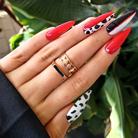 SD Appuyez sur les ongles - No. 118 Cruel-Là - Ongles adhésifs avec colle à ongles - XL Stiletto - Rouge Wit Zwart - Set de 20 Ongles Faits Main - Accessoires Cosplay - Nail Art Extreme