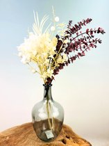 Zijden & droogbloemen boeket “Miss Claus” | 50 cm | inclusief vaas | Prachtig en uniek zijden- en droogbloemen boeket | Perfect voor ieder interieur