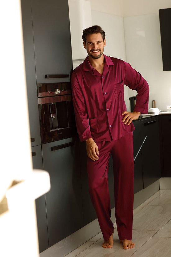 Elegante satijnen herenpyjama -Satijn pyjama heren met knoopsluiting - Lange Mouw Lange Broek pyjama - DKaren Noah - bordeaux rood M