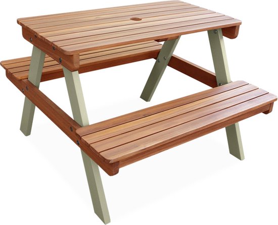 De picknicktafel die jij wil hebben! 🤩 Met deze kinder picknicktafel mét parasol creëer je in no-time een gezellige speel- en eethoek voor de kleintjes. Perfect om te knutselen, spelen of samen