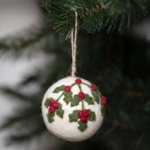 Boule de Noël Ronde en Feutre - Berry de Houx - 8cm - Fairtrade