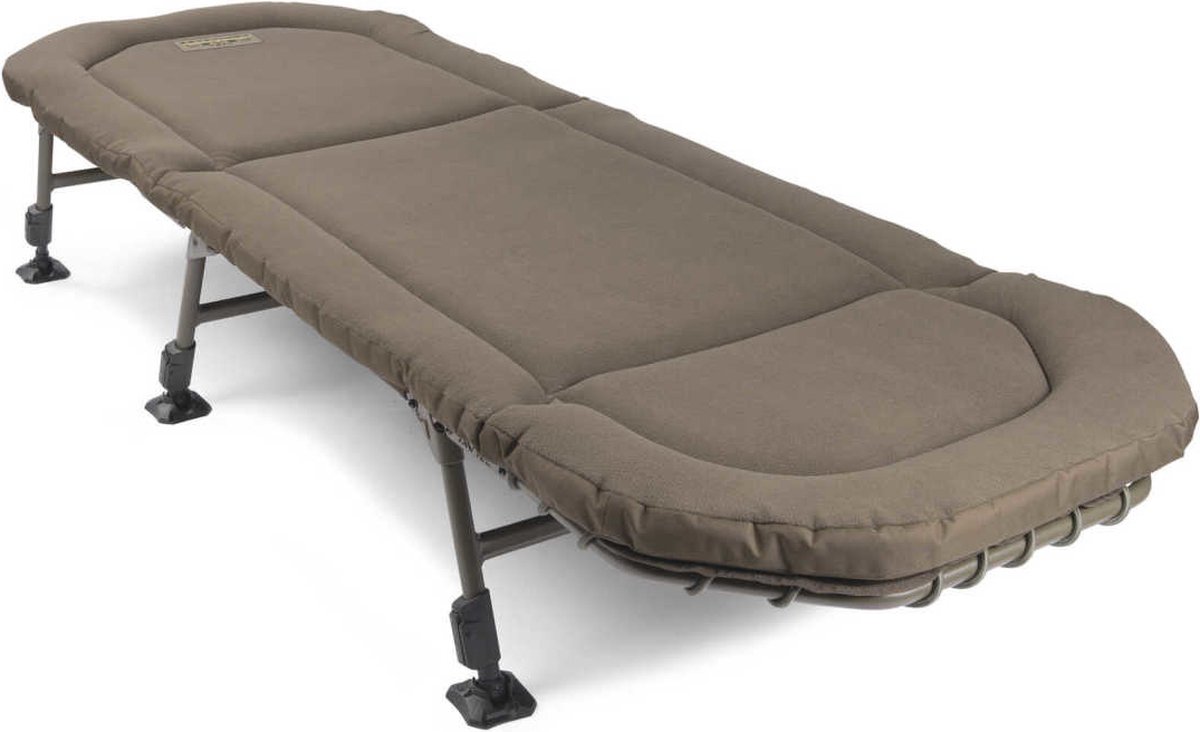 Avid Carp Benchmark Leveltech Fishing Bed Chair A0440017 : :  Sports & Outdoors