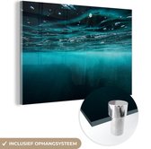 MuchoWow® Glasschilderij 30x20 cm - Schilderij acrylglas - Zee - Onderwater - Blauw - Foto op glas - Schilderijen