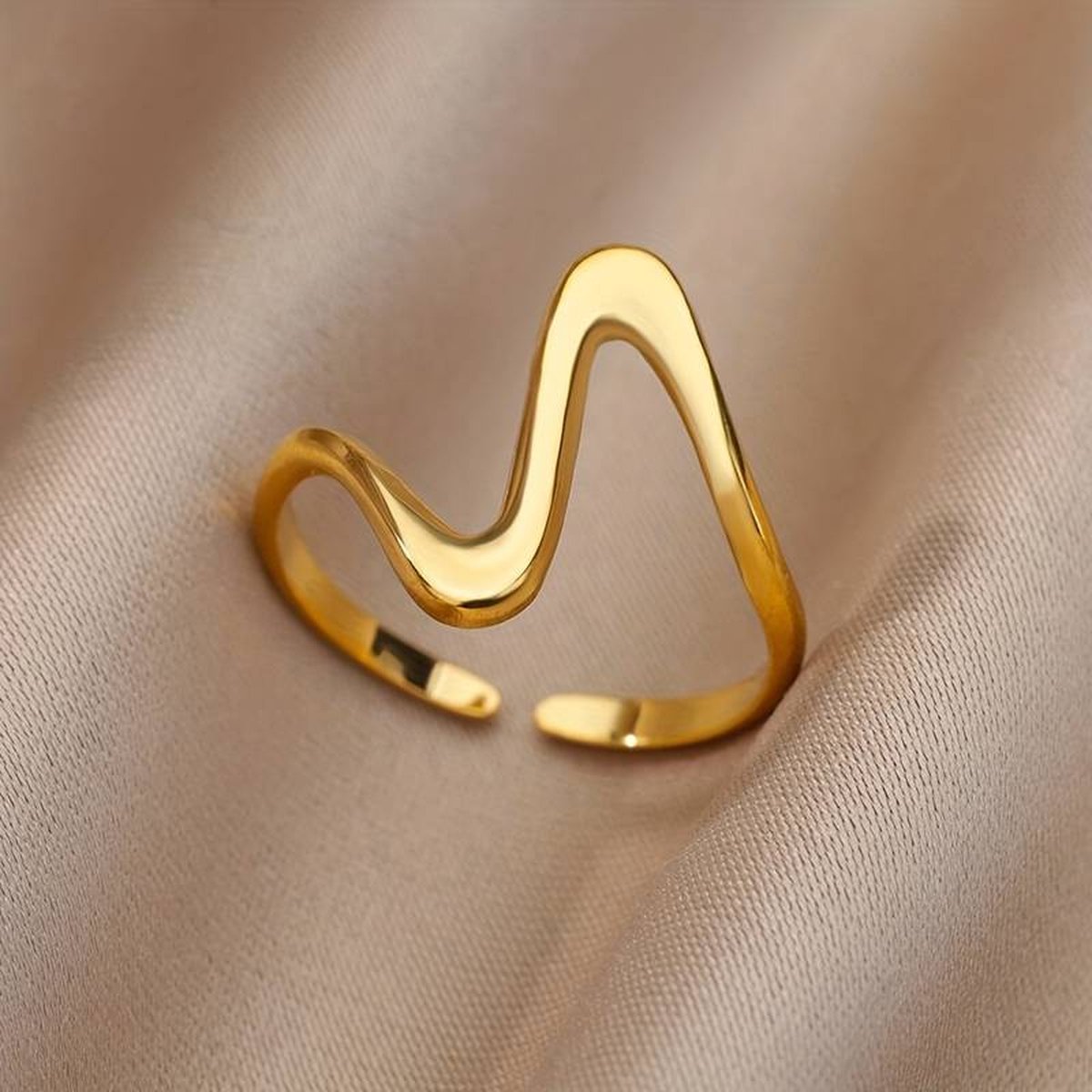 18K Gold Plated Curved Style Ring