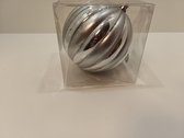 Kerstbal - XL - onbreekbaar - glans - mat - glitters - 9,5 cm - zilver