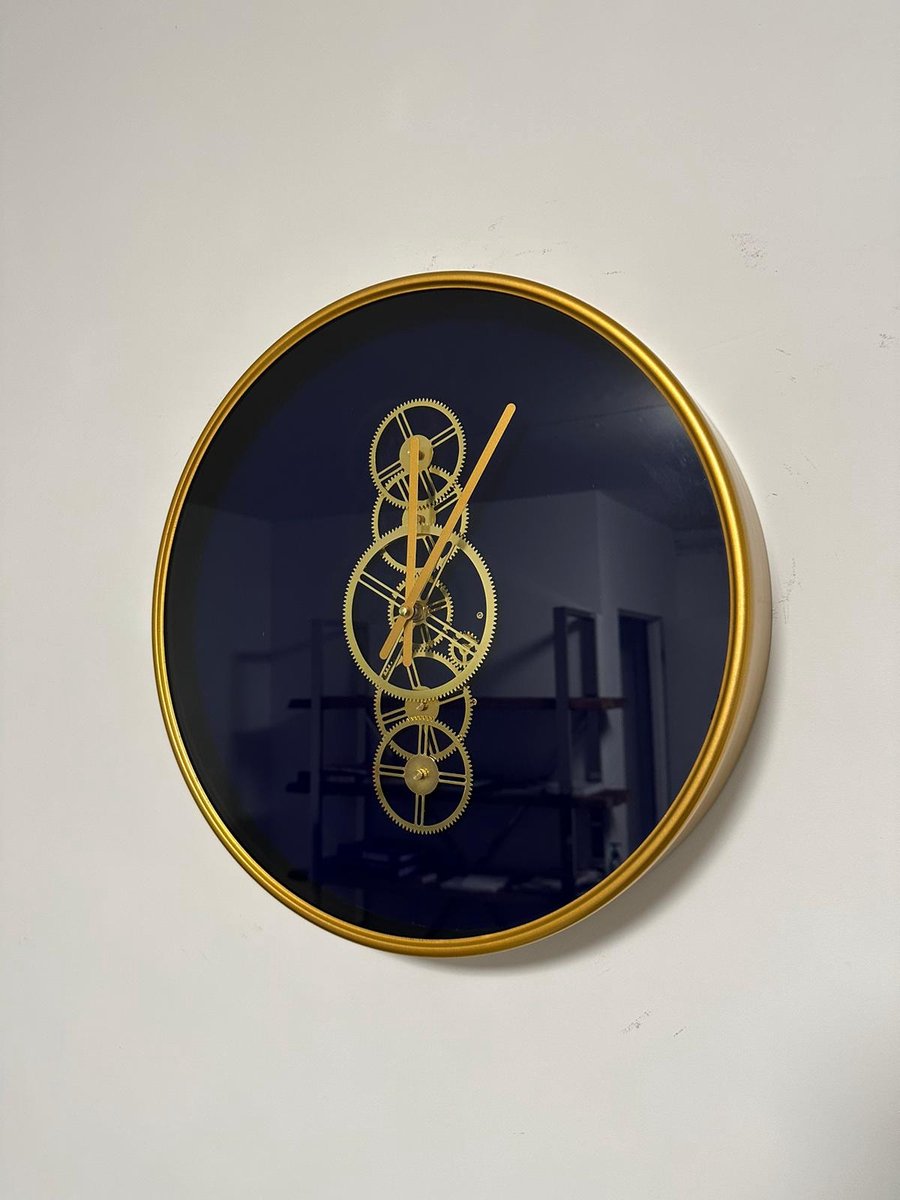 mbc-living - wandklok Royal - 45cm doorsnede - draaiende tandwielen - mat gouden buitenrand - geruisloos